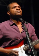 Robert Cray brings the blues to Mohegan Sun's Wolf Den robertcray.jpg